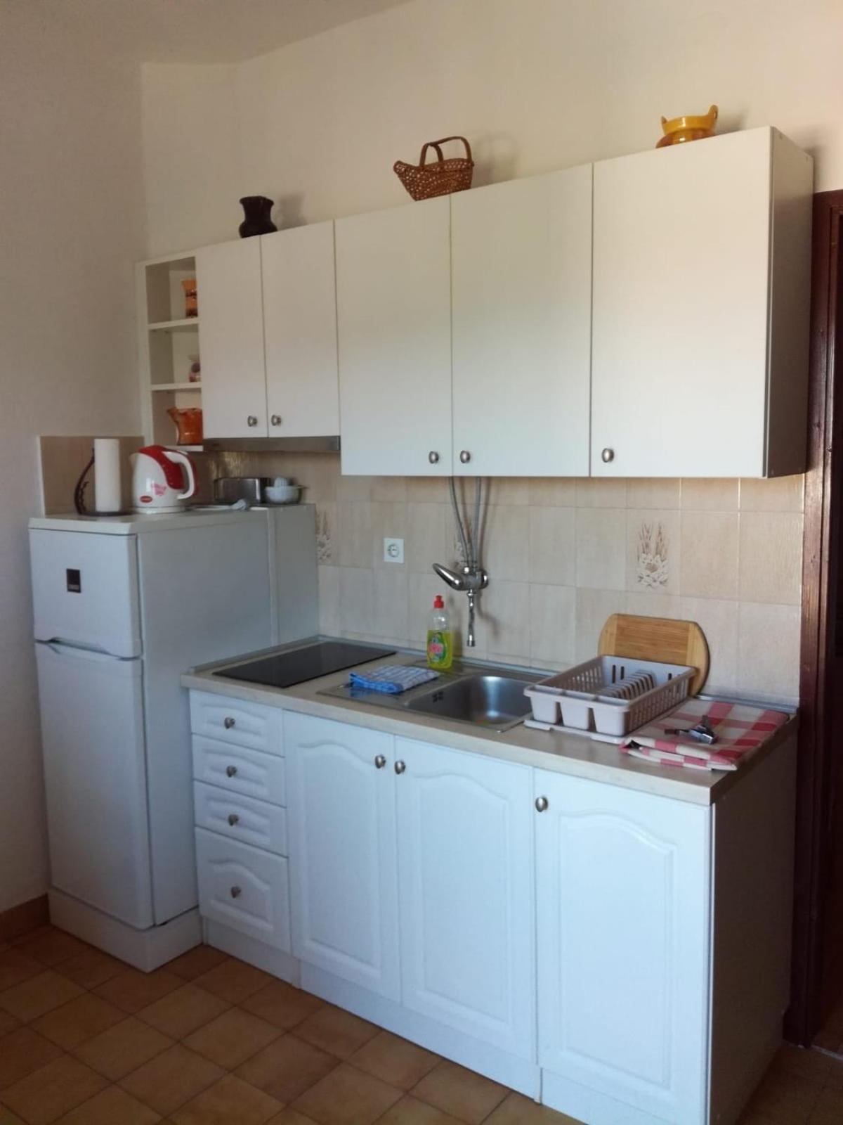 Apartment Kukljica 8237C Εξωτερικό φωτογραφία